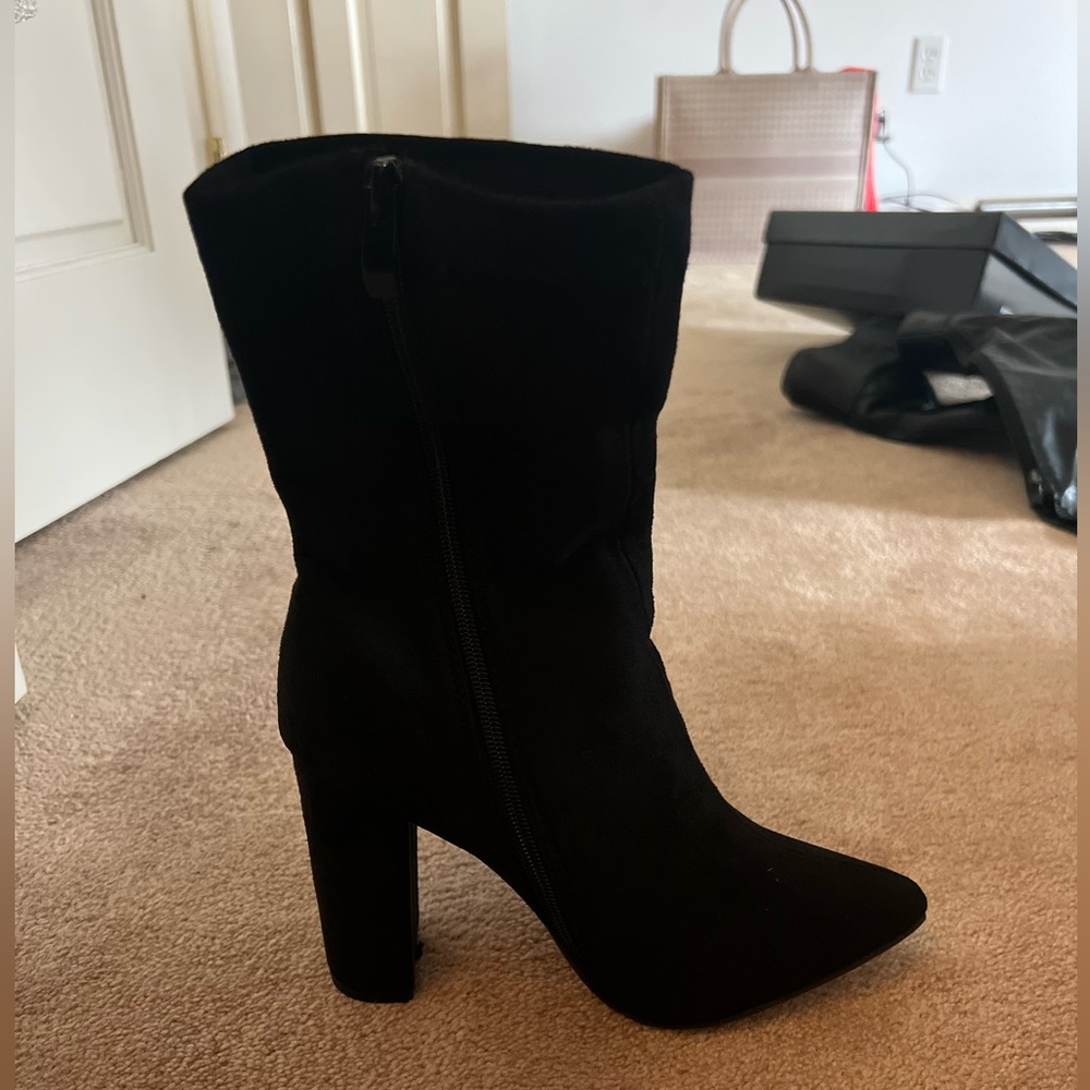NEVER WORN! Size 38 booties